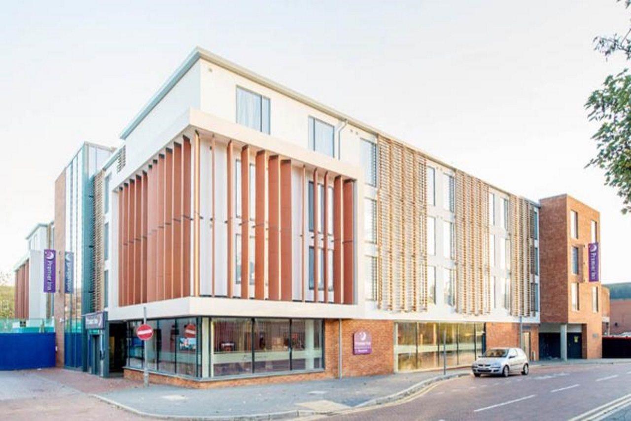 Premier Inn St Albans City Centre Exterior photo